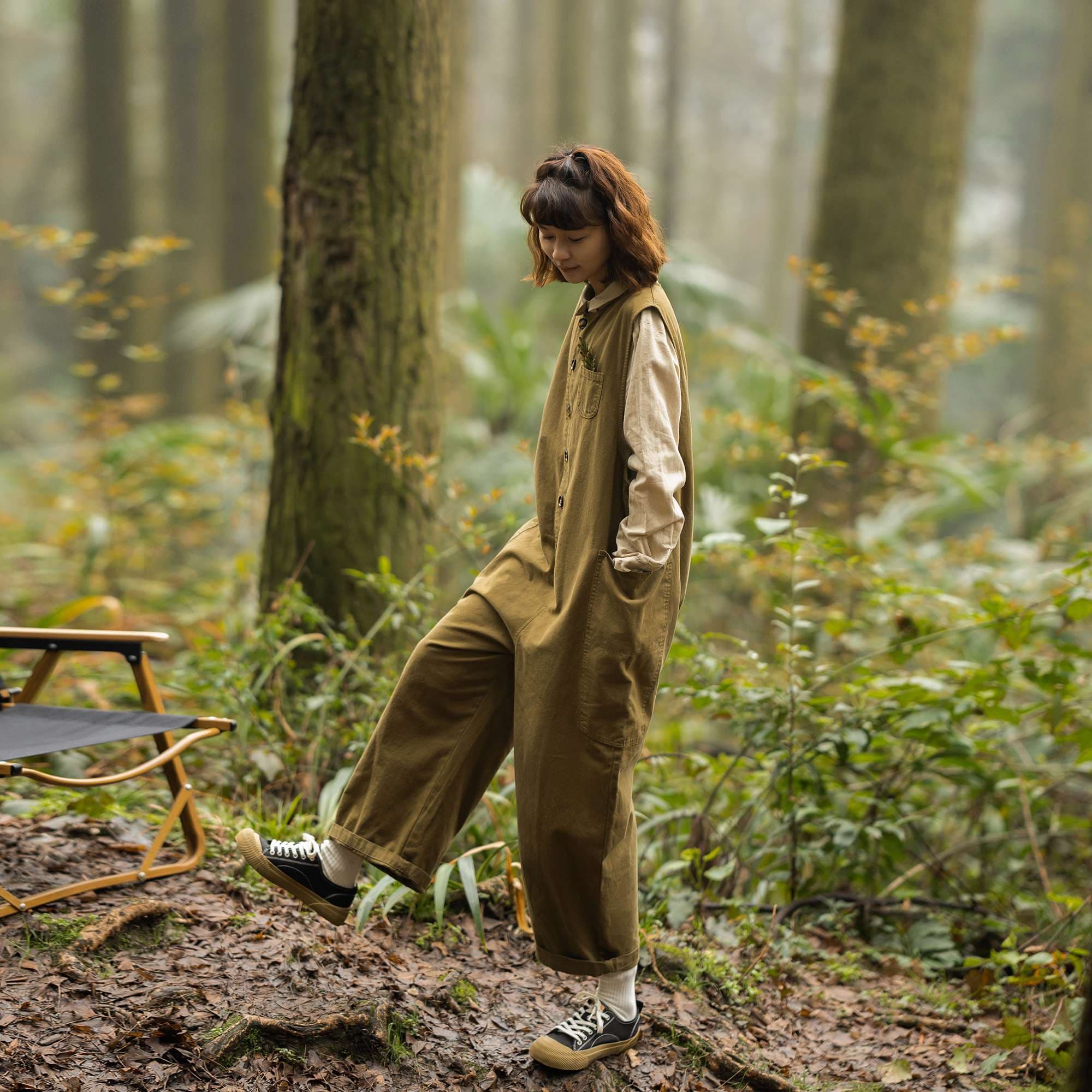 森の探検家 レトロサロペット