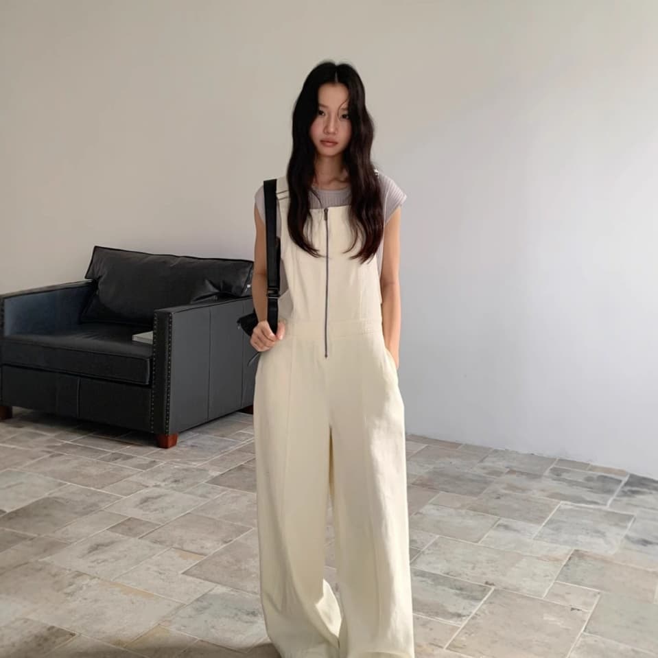 サロペットリラックスシルエット