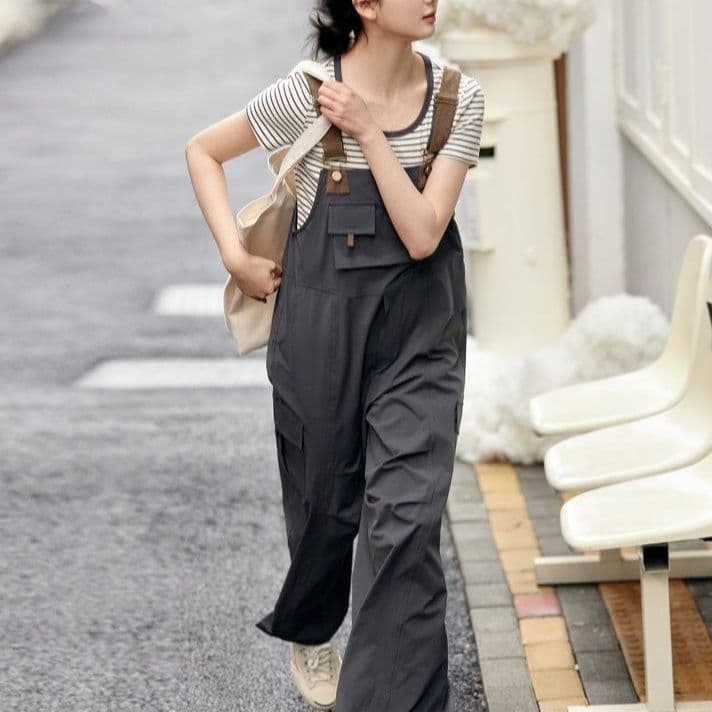 サロペットパンツ ゆったりシルエット 機能的ポケット サロペット