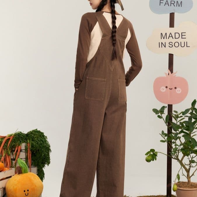 サロペットパンツ 農園風味のゆったりサロペット