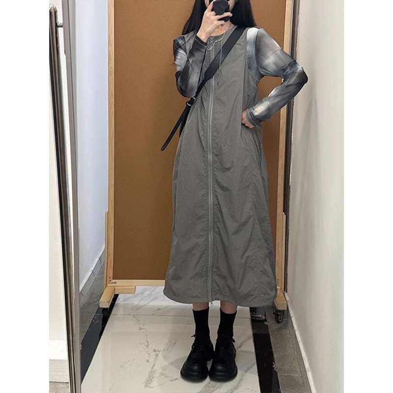 ジッパー付きゆったりサロペットワンピース