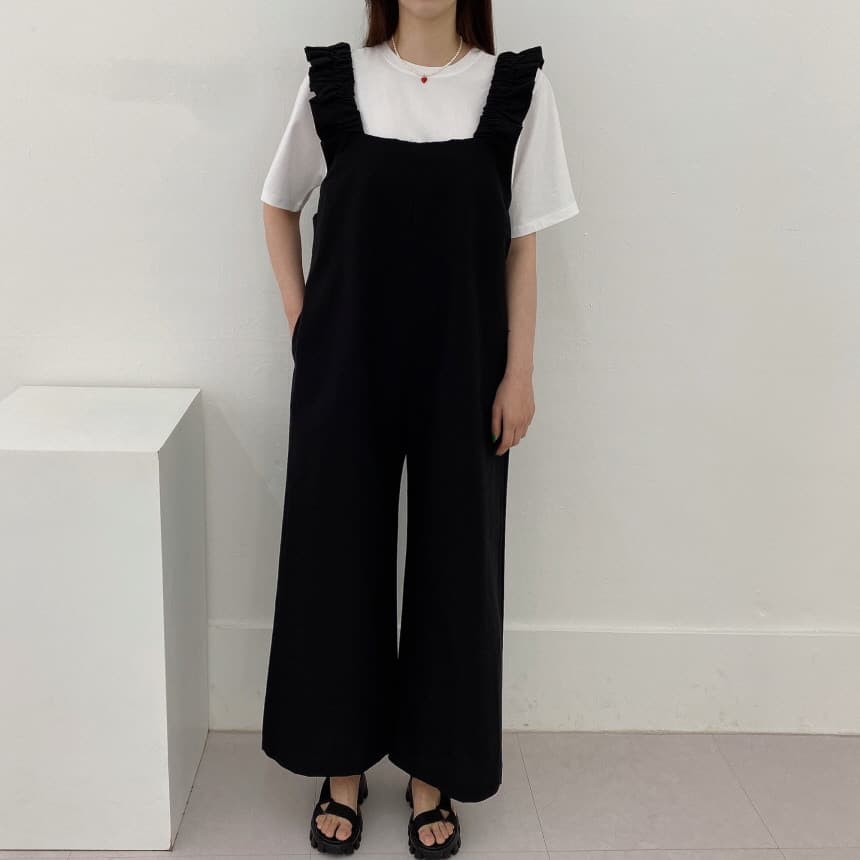 フリル付きサロペット 体型カバー 上品 レディース オールインワン