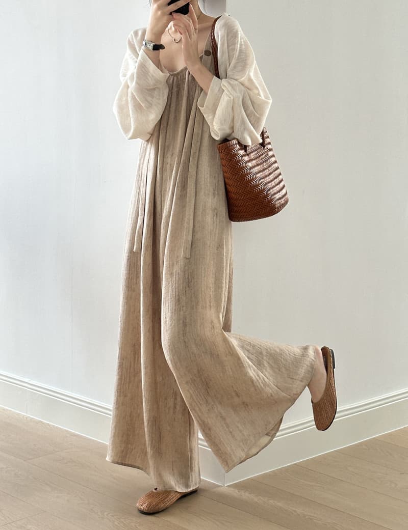 女性用ワイドキャミサロペット体型カバーオールインワン