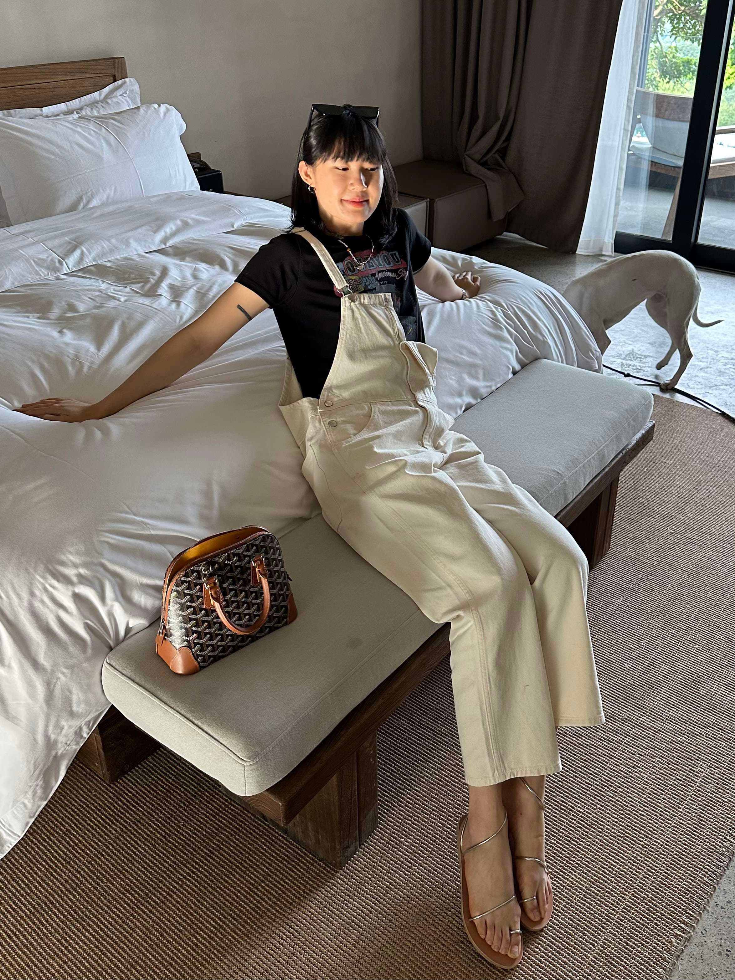 白のゆったりレトロサロペット