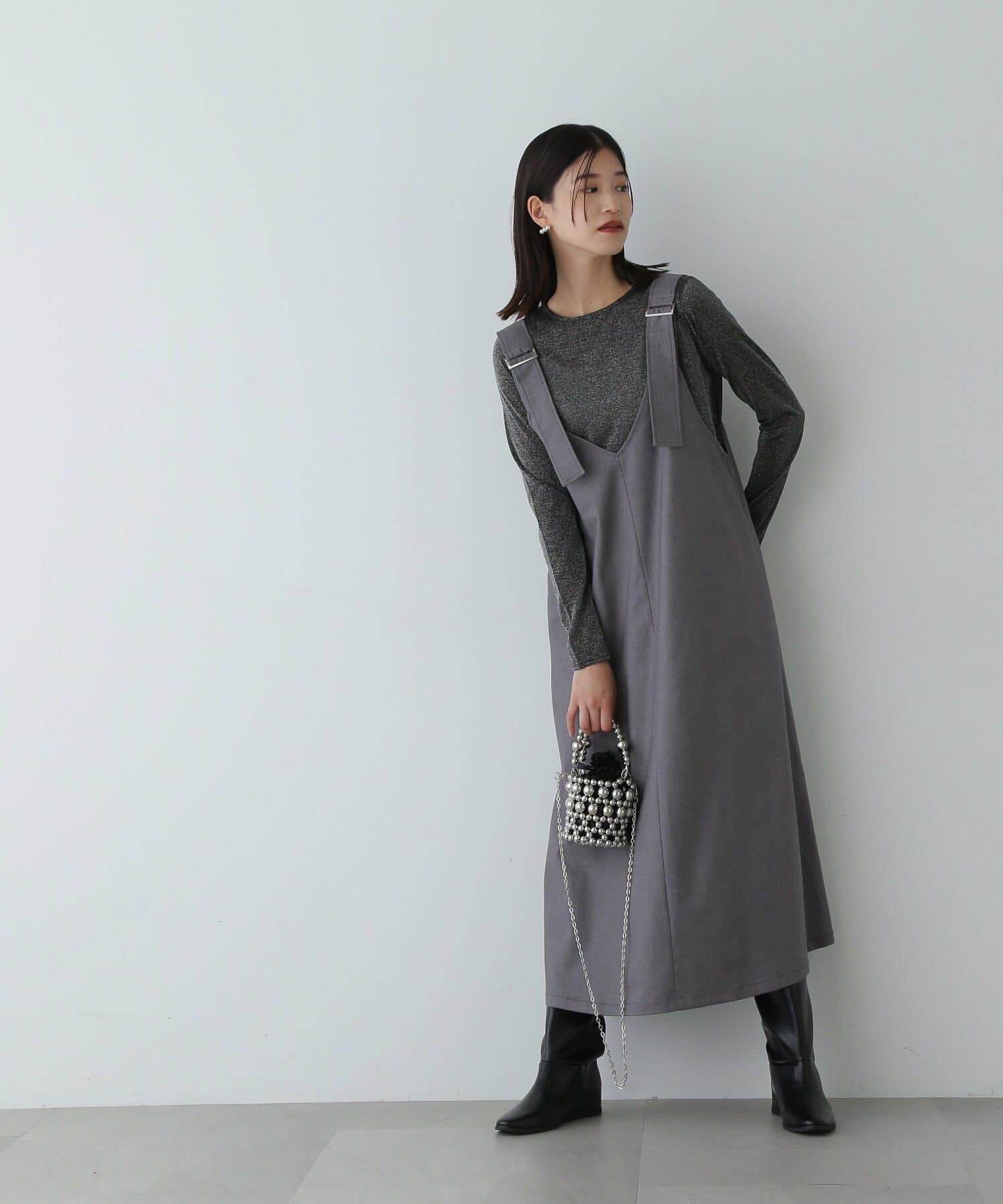 シンプルデザイン サロペットワンピース
