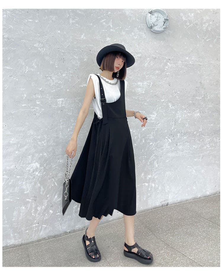 きれいめ黒サロペットスカート ロング丈