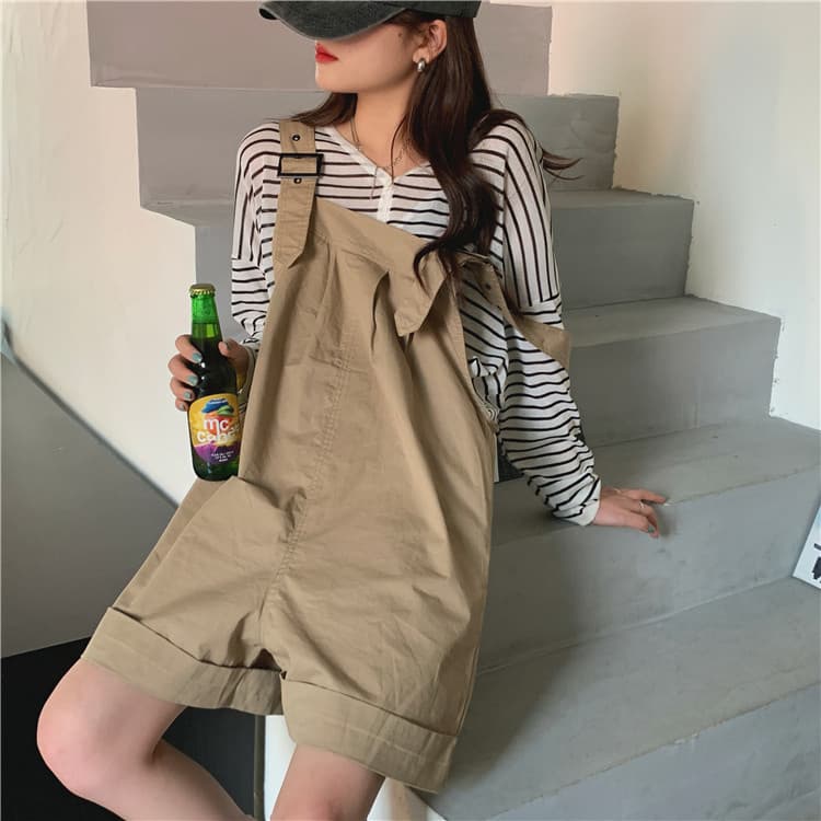 肌にやさしいゆったりサロペット ショートパンツ
