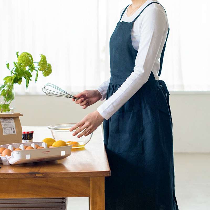 ゆったりエプロン風リネンサロペット