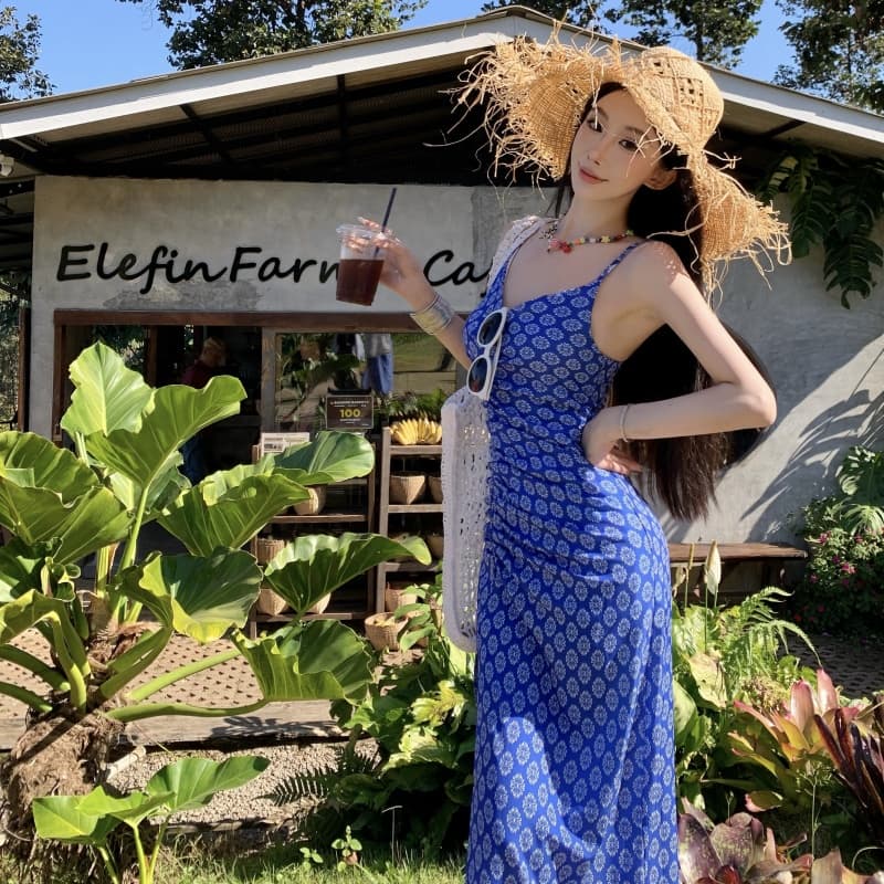 大人シルエット レトロ柄サロペット
