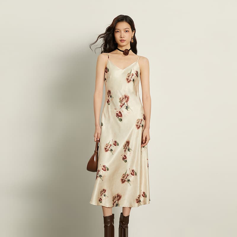 花柄シルクサロペットワンピース